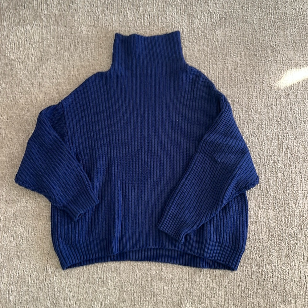 Free people sweater